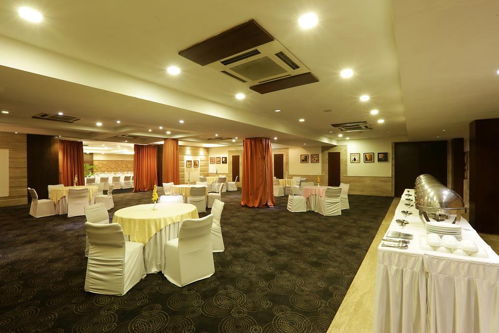 فندق Corporate Regency نيودلهي المظهر الخارجي الصورة